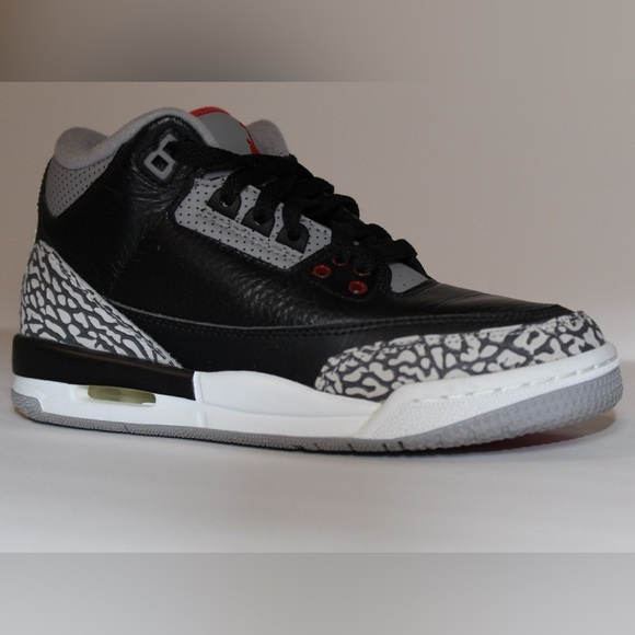 NIKE AIR JORDAN III 3 RETRO OG BG BLACK FIRE RED CEMENT GREY WHITE BRED 4.5Y - Picture 2 of 6